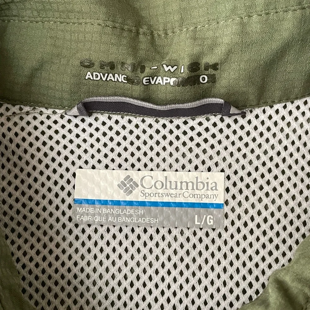 Columbia Men’s Omni-Wick Advanced Evaporation Short Sleeve Shirt 
Size Large - Picture 8 of 11